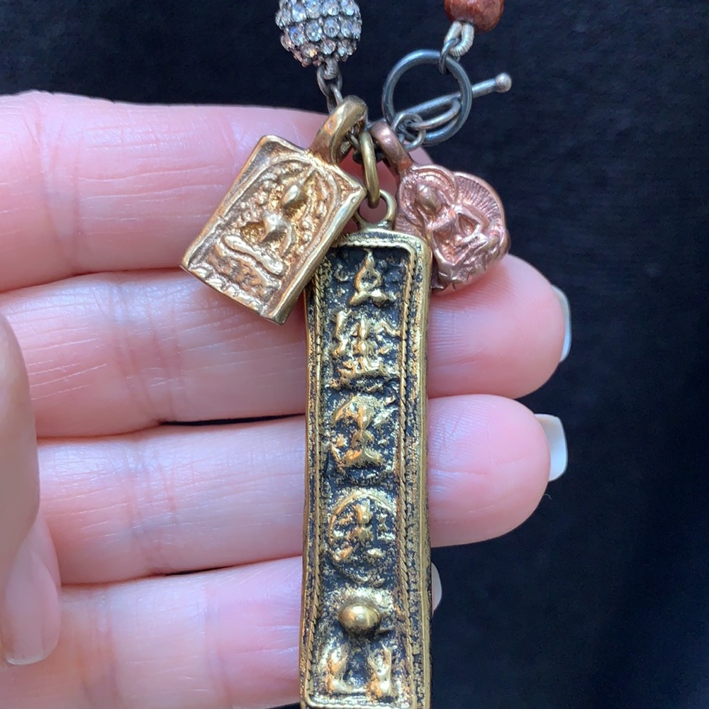 Pretty Buddha necklace - Picture 3 of 4